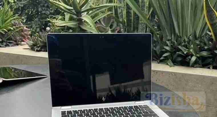 HP EliteBookX360 1030 G2