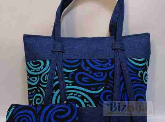 Tote bags