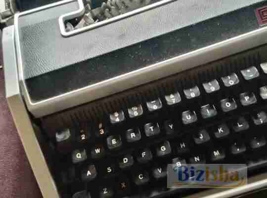 Italian made type writer on sale